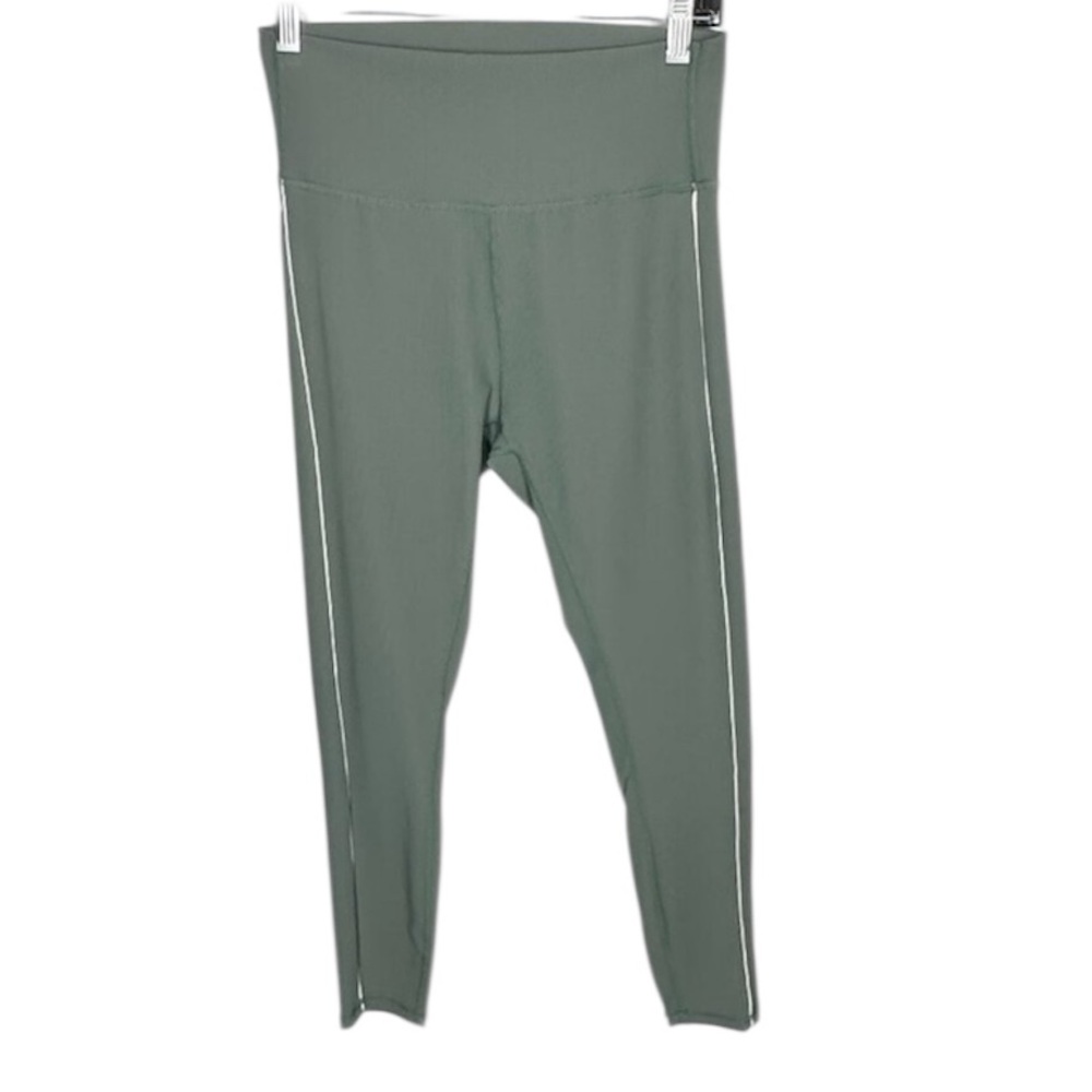 NWT Wilo the Label Sage Green 7/8 Leggings with White Stripe